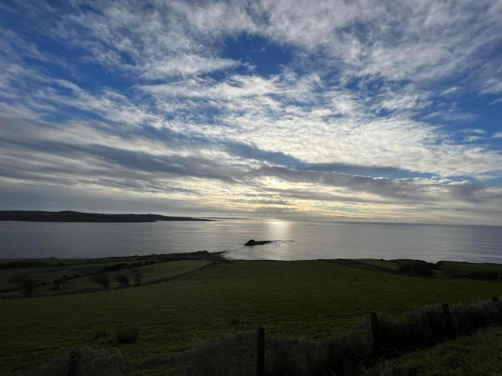 Pinebrook House Double Bed Small En-Suite Free Parking Killybegs Exterior photo